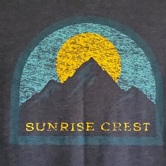 Izod Sunrise Crest Shirt - Picture 4 of 4